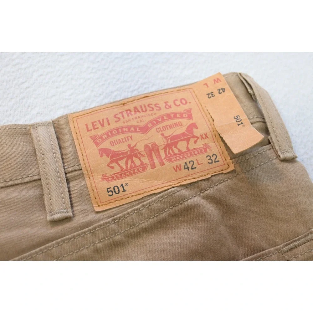 Levi's 501 Original Fit Jeans Mens 42x32 Tan Khaki Button Fly Denim Excellent